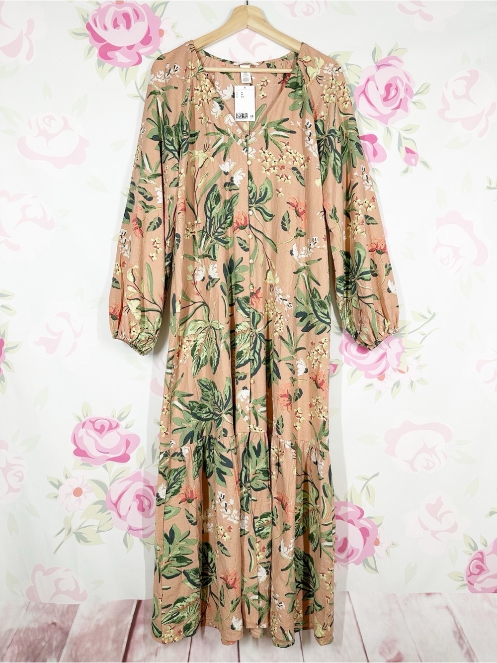 NEW H&M Beige V Neck Maxi Dress with Green Floral Botanical Print XS